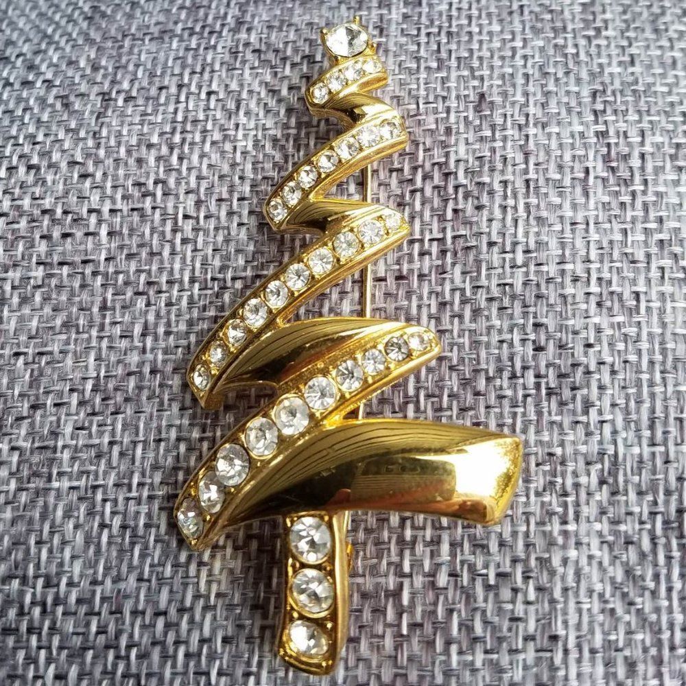 Vintage Monet Modern Christmas Tree Brooch with Crystals